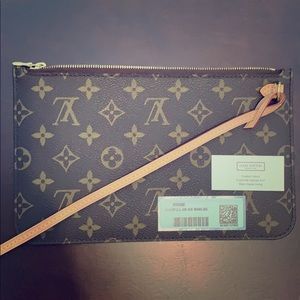 Louis Vuitton Pouch from the Neverfull Tote